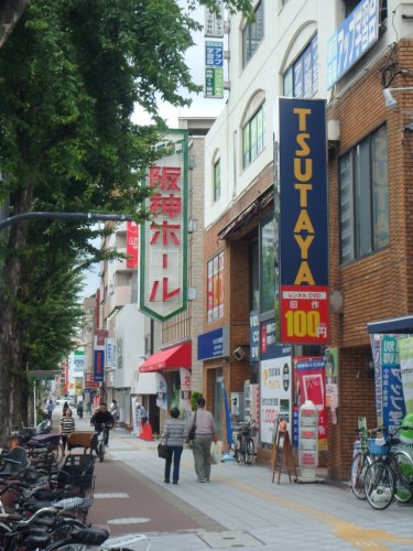 レンタルビデオ　TSUTAYA 野田阪神店（レンタルビデオ）まで450m