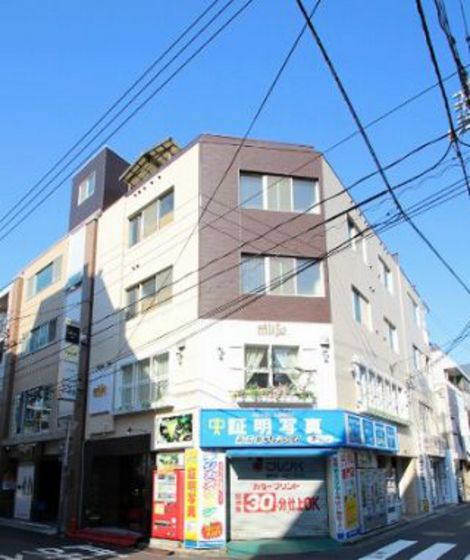 広島市中区袋町のマンションの建物外観