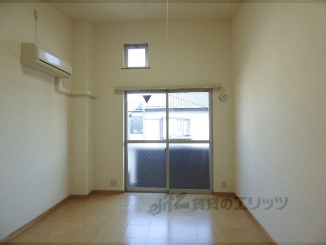 居室・リビング　居室