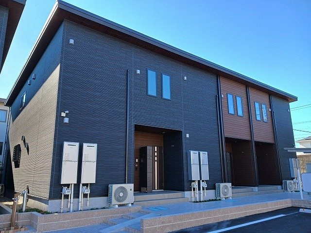 【アリエッタ　半田　Ｂの建物外観】