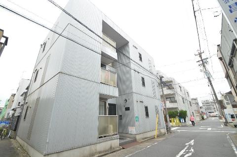 【アムール金山の建物外観】