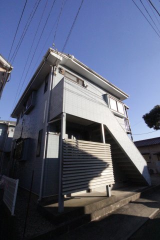 【小倉アパートの建物外観】