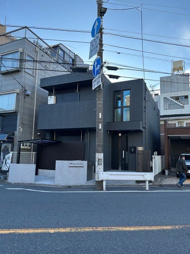 Ｍｏｒｕｓ　ｌｏｅｗｅの建物外観