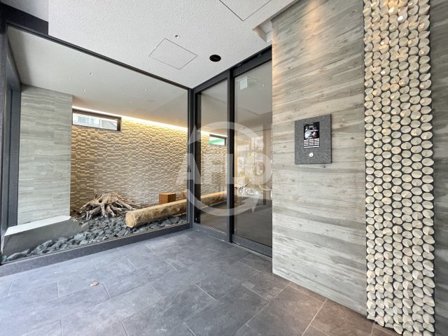 エントランス　ファーストフィオーレ九条III　エントランス