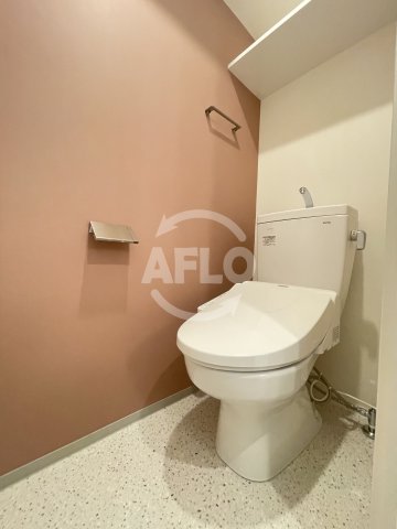 トイレ　ファーストフィオーレ九条III　トイレ