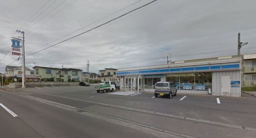 コンビニ　ローソン 弘前大清水店（コンビニ）まで777m