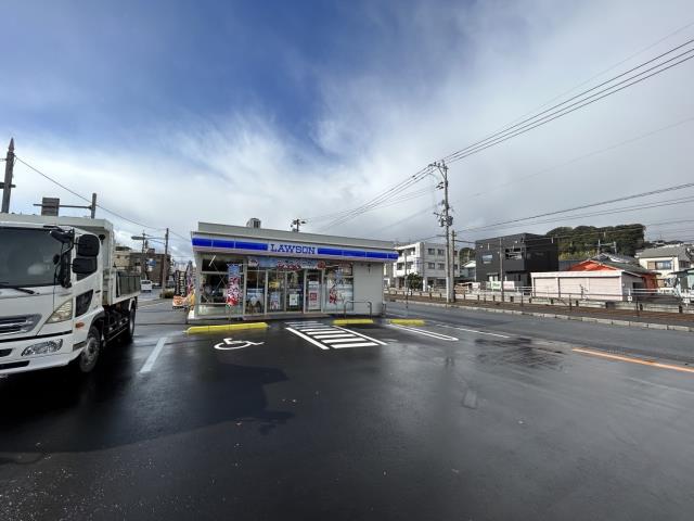 コンビニ　ローソン（コンビニ）まで448m