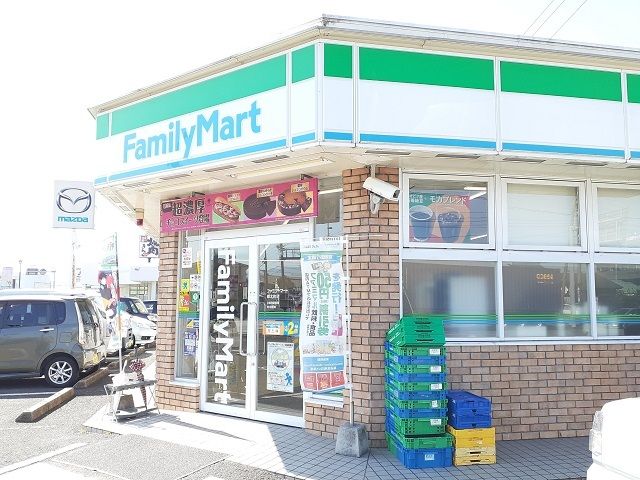 コンビニ　ファミリーマート 都北町店（コンビニ）まで550m