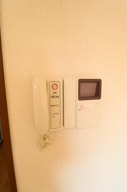 セキュリティ　モニター付きインターホン