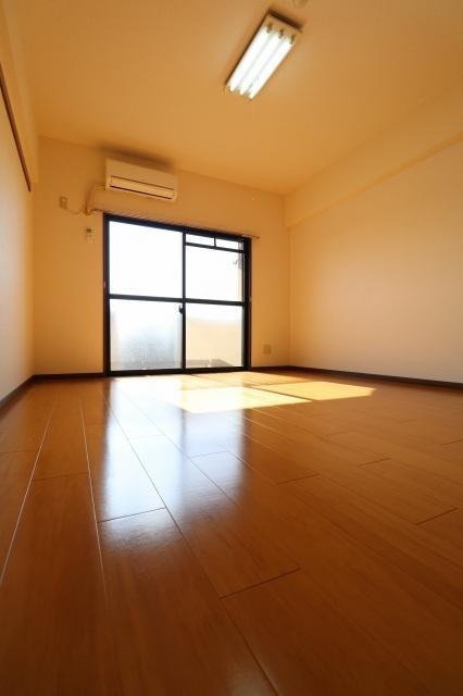 居室・リビング　居室