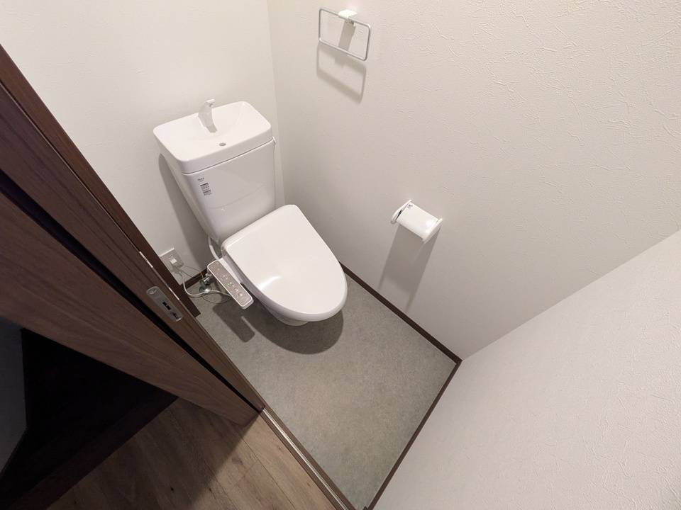 トイレ　トイレ