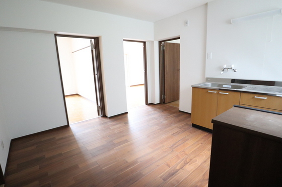 キッチン　※別部屋の写真です