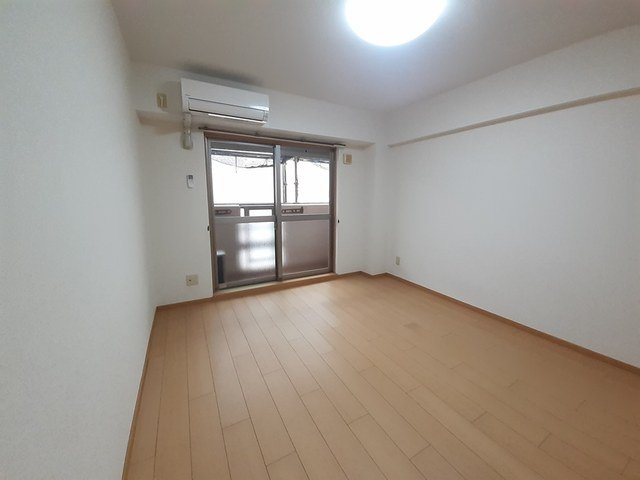 居室・リビング　内装もきれいです