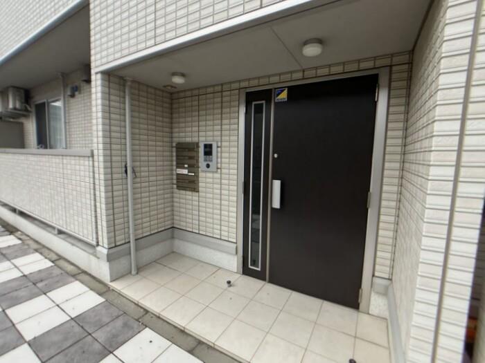 エントランス　エントランス