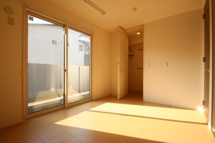 居室・リビング　102 洋室