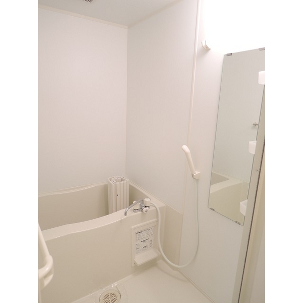 バス・シャワールーム　バスルーム