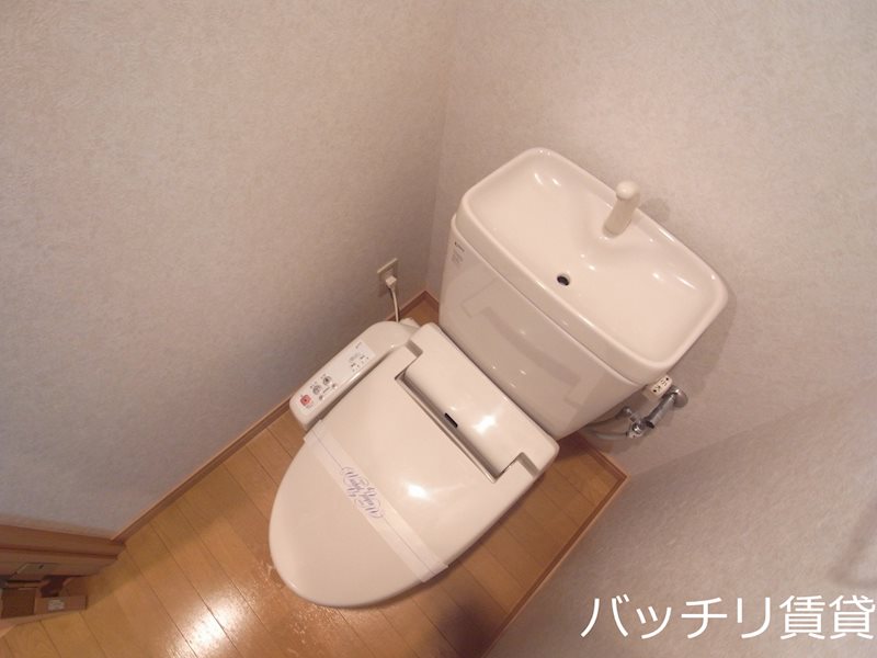 トイレ　別号室の写真のため現状優先