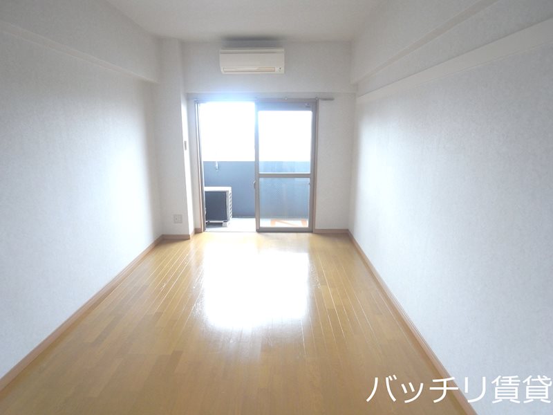 バルコニー　別号室の写真のため現状優先