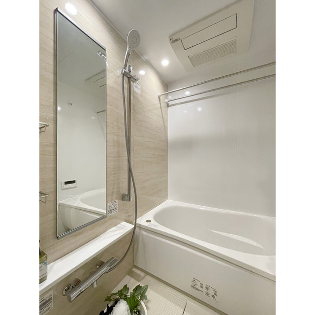 バス・シャワールーム　家具・家電の備え付けはありません