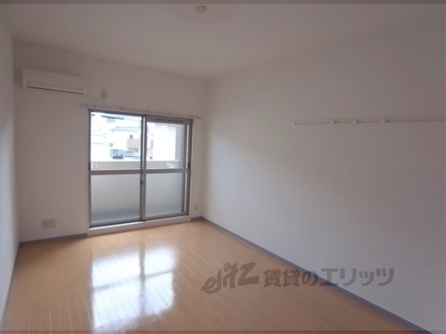 居室・リビング　洋室