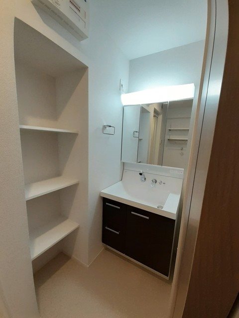 洗面設備　洗髪洗面台です。