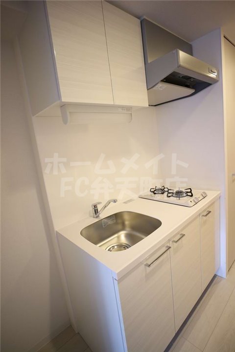 キッチン　コンパクトなキッチンで掃除もラクラク