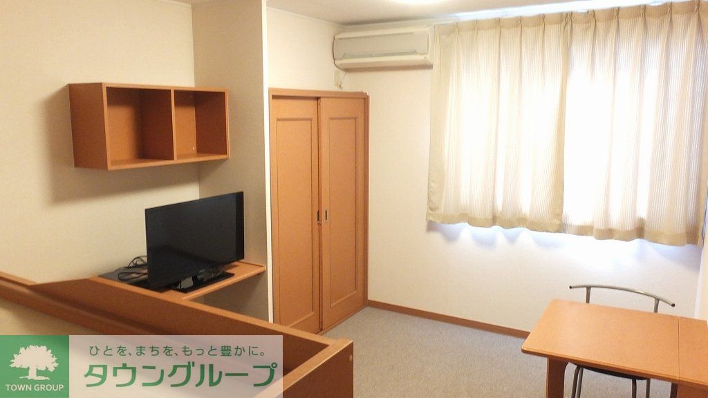 居室・リビング　家具家電設置済みです。