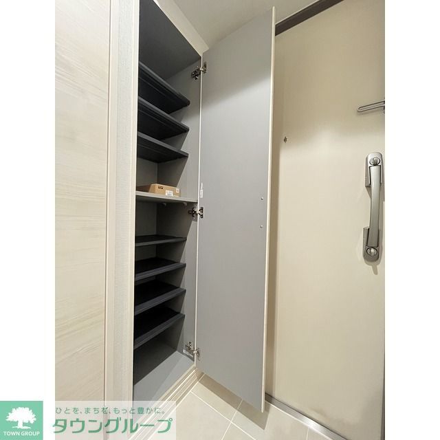 玄関　シューズボックス