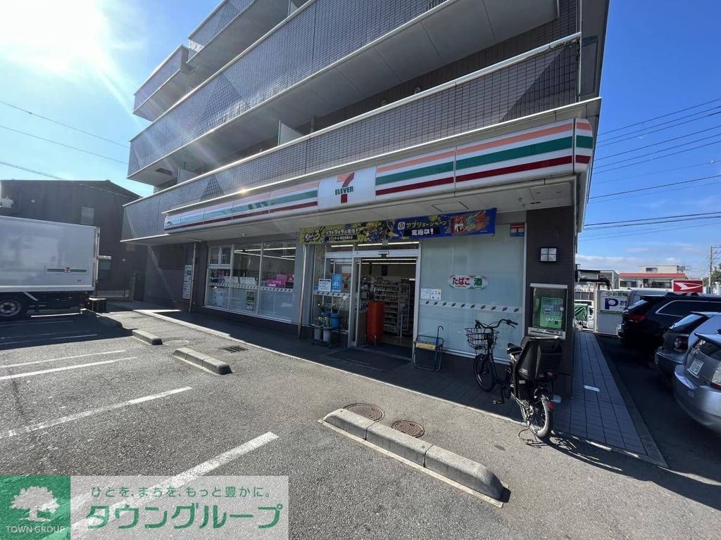 コンビニ　セブンイレブン逗子桜山3丁目店（コンビニ）まで490m