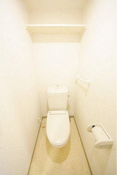 トイレ　お部屋探しは株式会社　タウンハウジング　までお気軽にお問合…