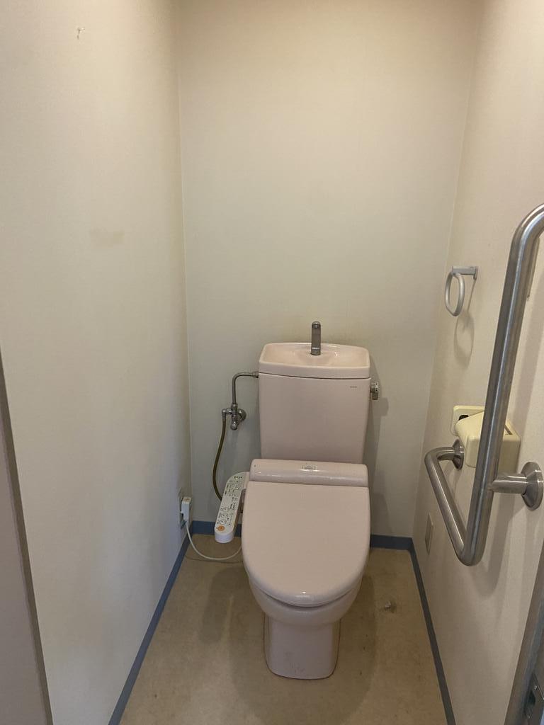 リバーロイヤルのトイレ写真