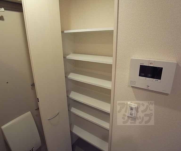 収納　たくさん収納出来る靴箱です。