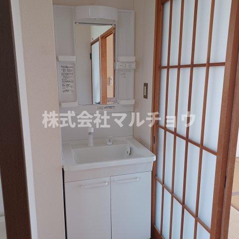洗面設備　洗面所です