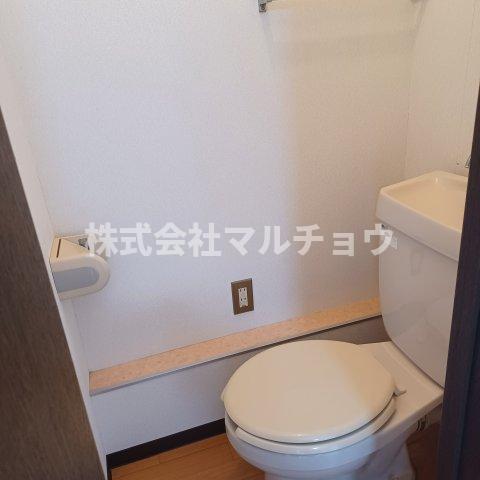トイレ　落ち着いたトイレです