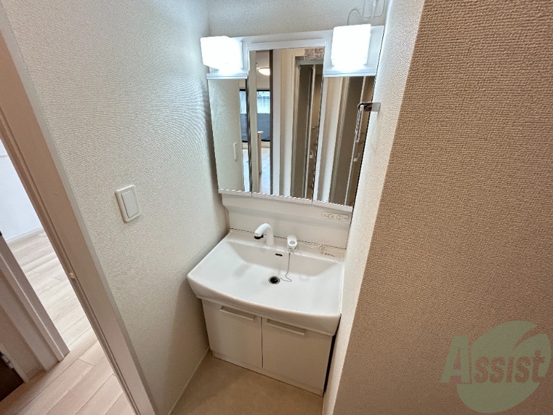 洗面設備　画像は同タイプのお部屋写真を使用しております。
