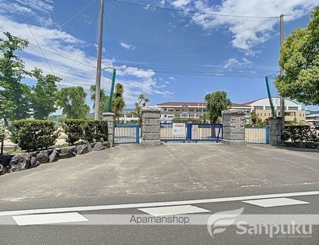 中学校　重信中学校（中学校）まで436m