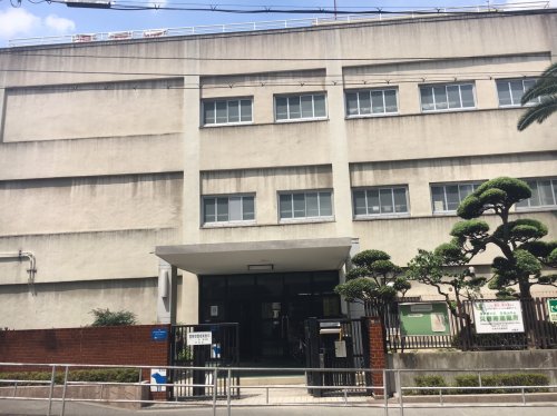 中学校　大阪市立堀江中学校（中学校）まで845m