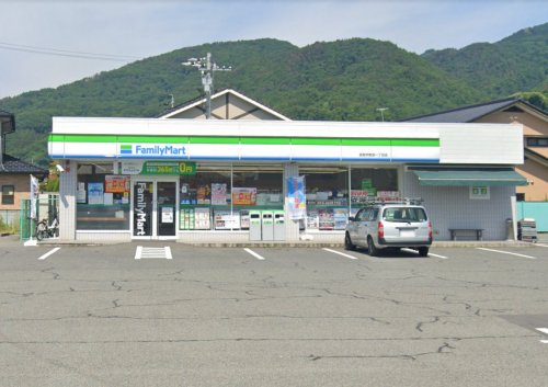 中学校　長野市立裾花中学校（中学校）まで439m