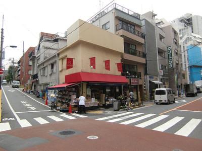 スーパー　スーパーマーケット加賀屋（スーパー）まで167m