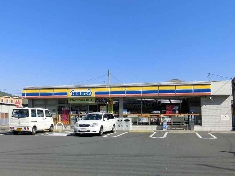 コンビニ　ミニストップ船橋滝台店（コンビニ）まで410m