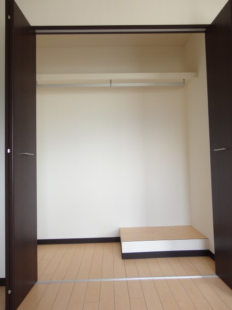 収納　写真は201号室です(参考)