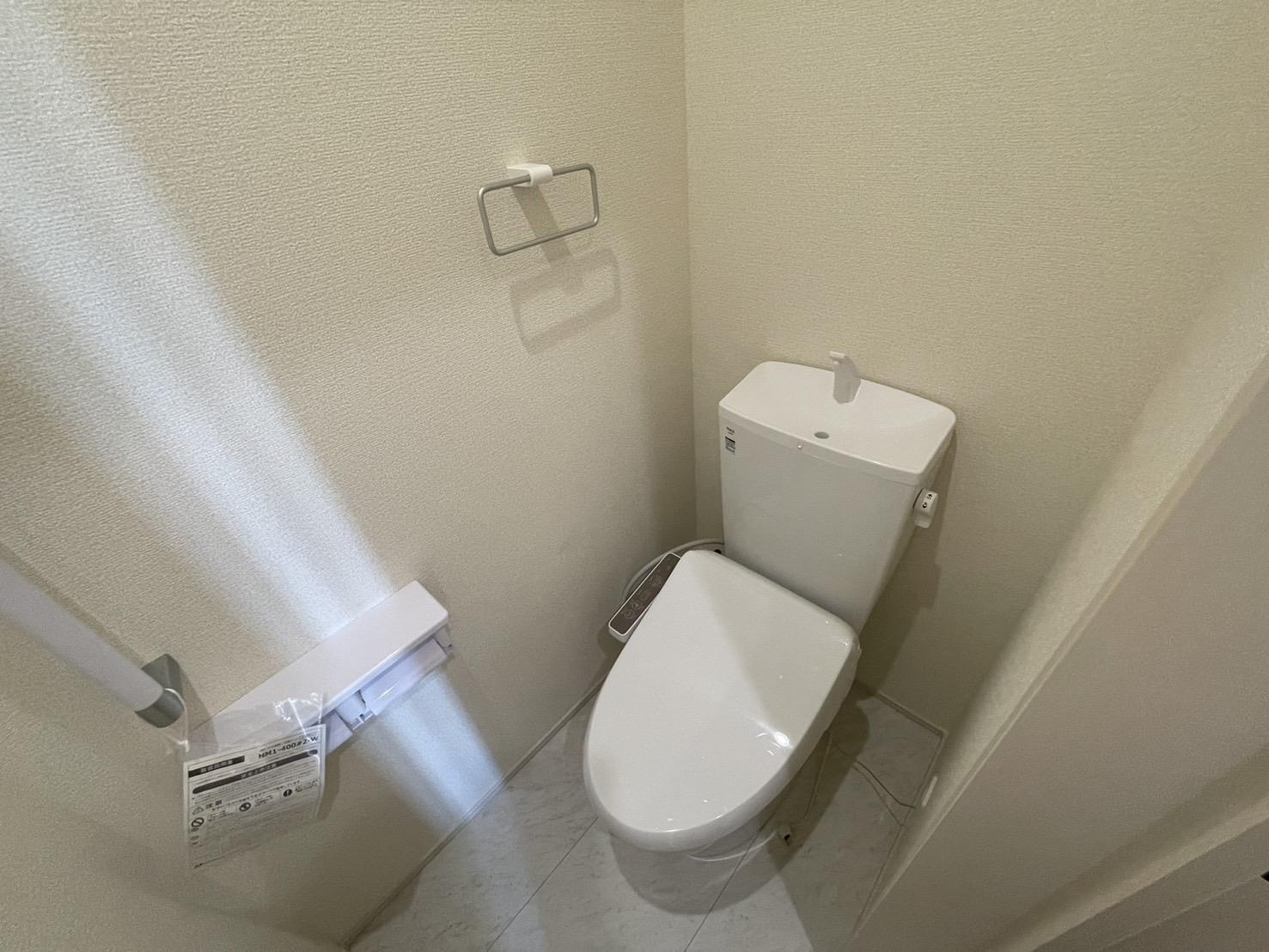 リーブルファイン三郷半田のトイレ写真