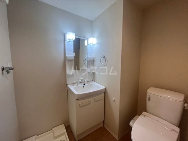 WEST9五条烏丸のトイレ写真