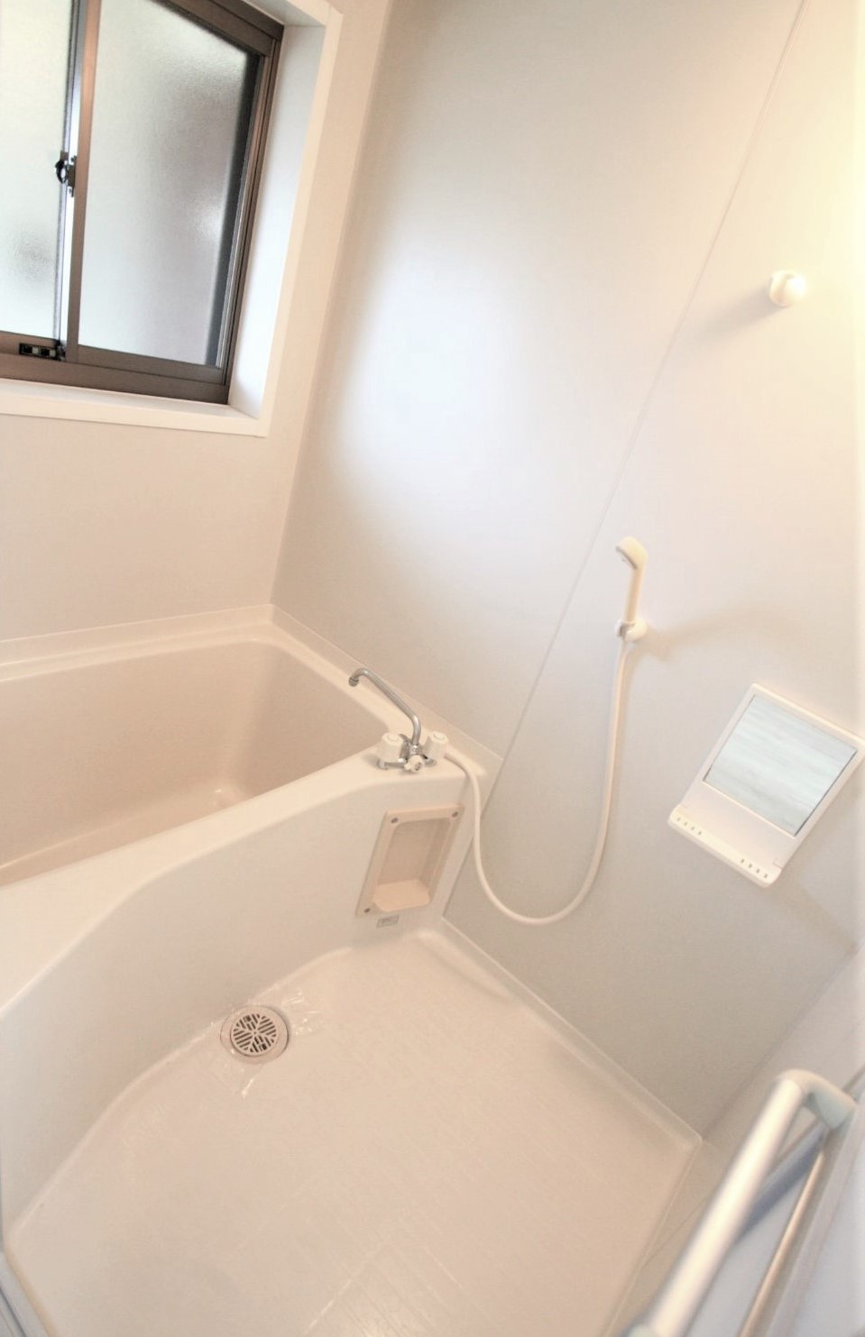 バス・シャワールーム　丸ごと水洗い可。お掃除楽々♪