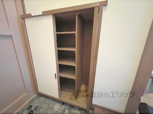 収納　下駄箱