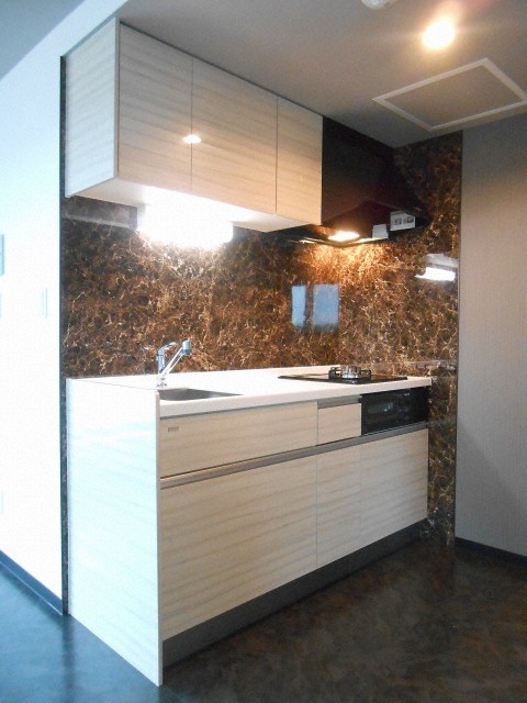 キッチン　人気の独立システムキッチンタイプです！