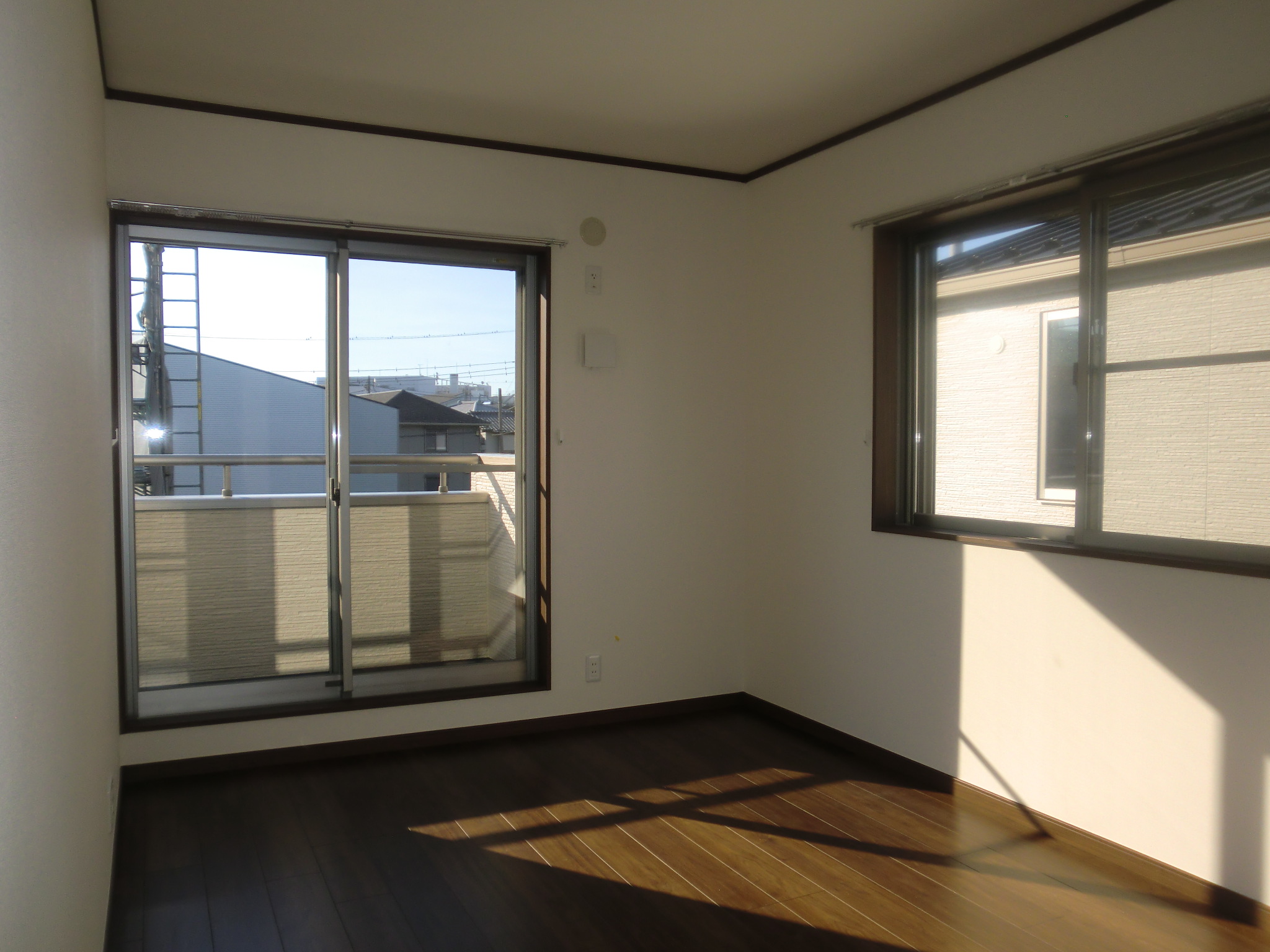 居室・リビング　２階6.8帖洋室