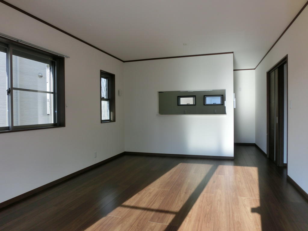 居室・リビング　対面キッチン