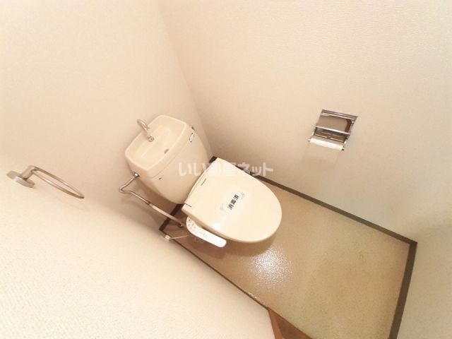 【名張市朝日町のマンションのトイレ】