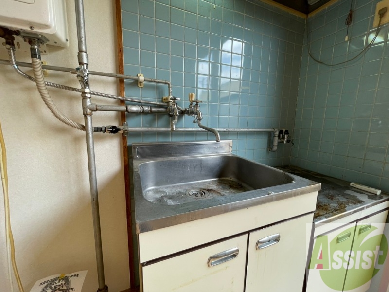 洗面設備　洗面台はありませんがこちらで洗顔などができます。